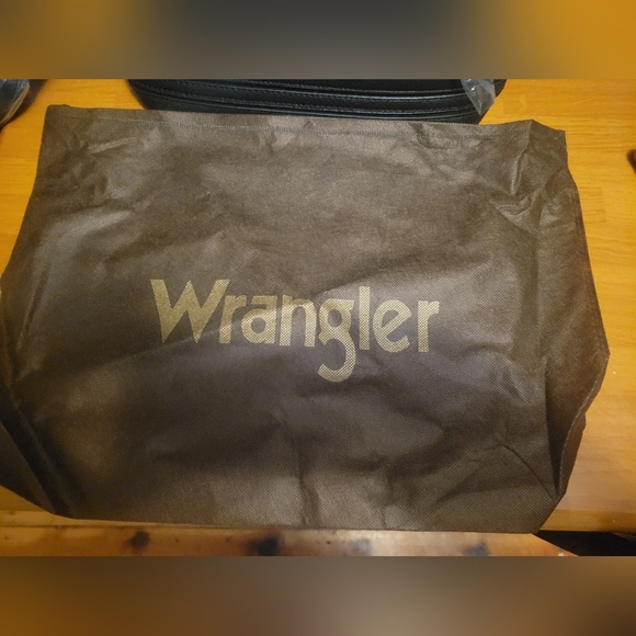 Wrangler Dome Satchel Crossbody Purse - Picture 16 of 16